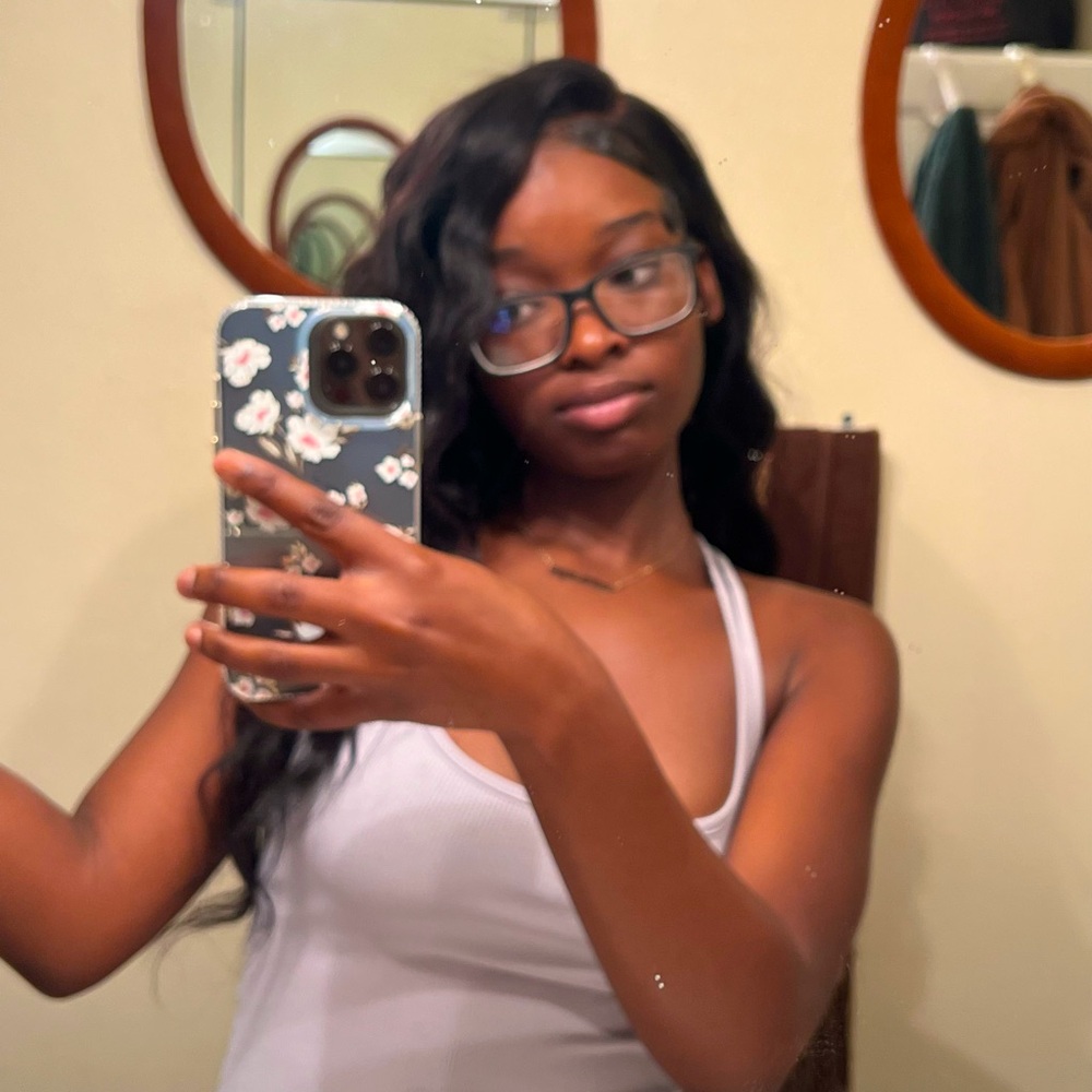 Meet your Posher, Itssbrea